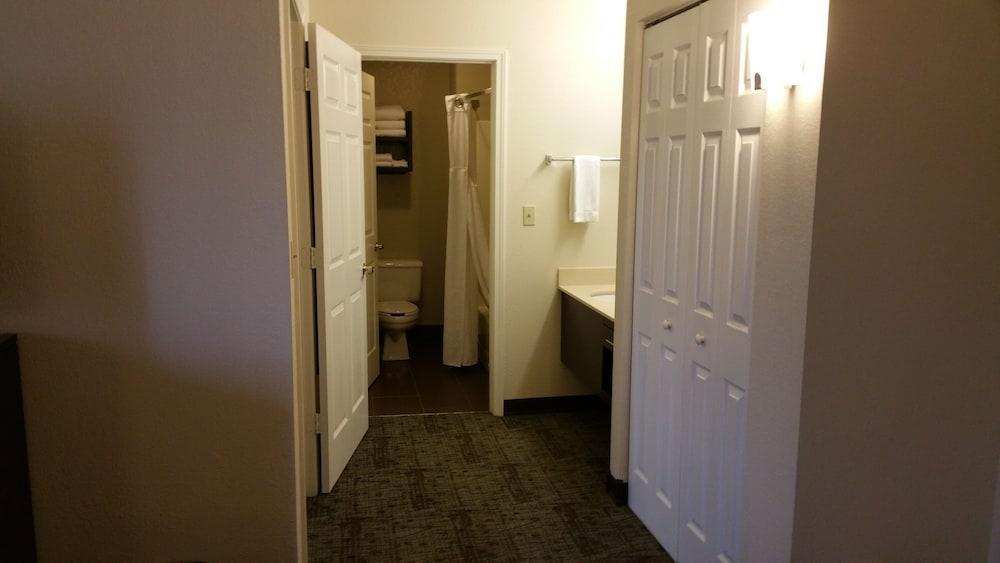 Staybridge Suites Chicago-Oakbrook Terrace By Ihg Εξωτερικό φωτογραφία