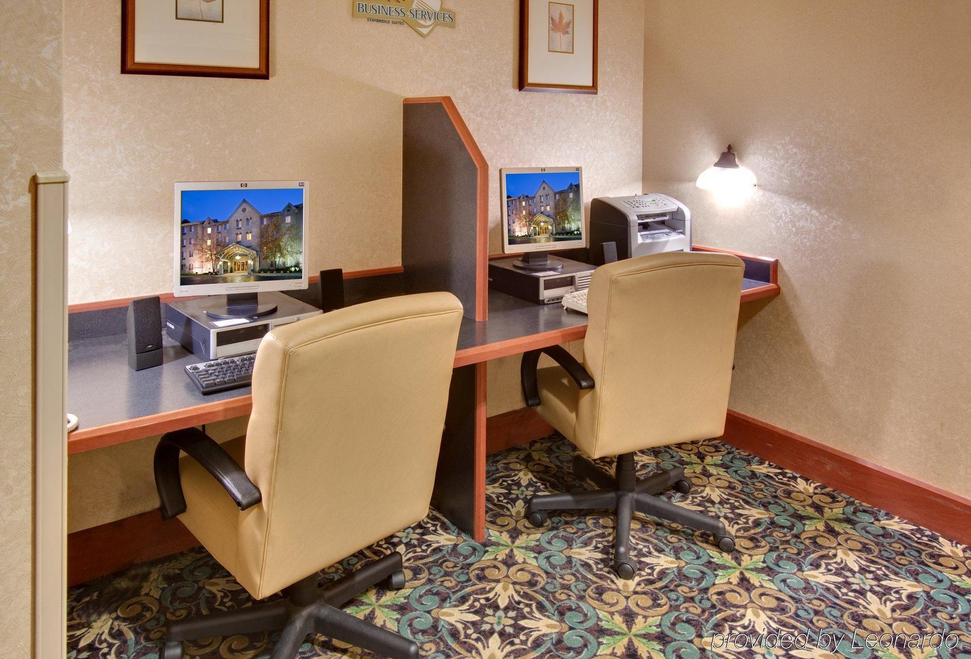 Staybridge Suites Chicago-Oakbrook Terrace By Ihg Ανέσεις φωτογραφία