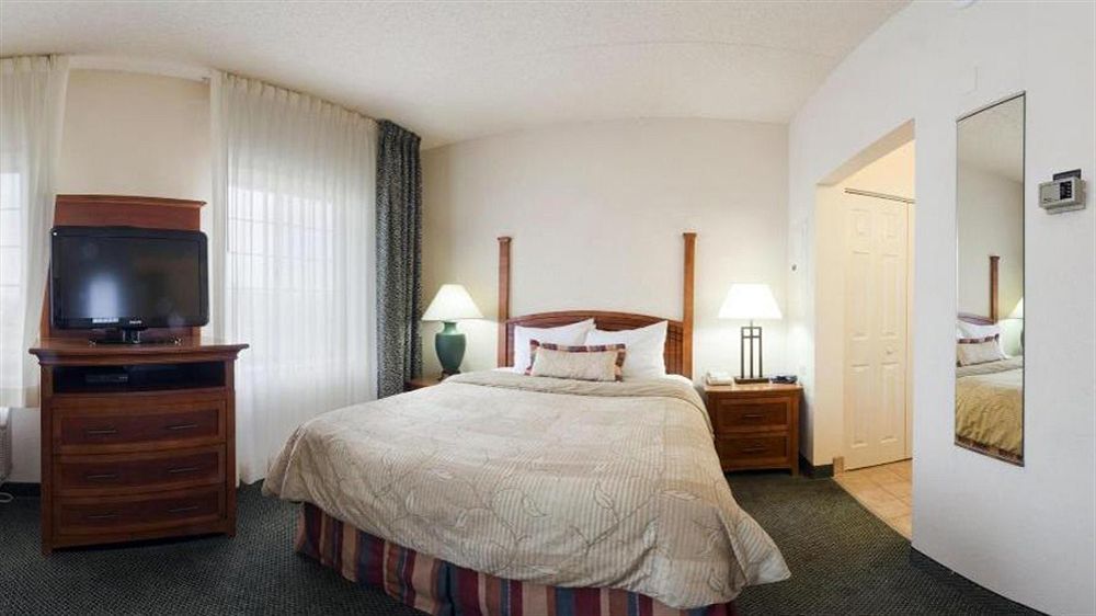 Staybridge Suites Chicago-Oakbrook Terrace By Ihg Εξωτερικό φωτογραφία