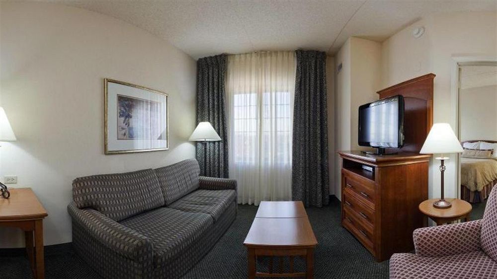 Staybridge Suites Chicago-Oakbrook Terrace By Ihg Εξωτερικό φωτογραφία