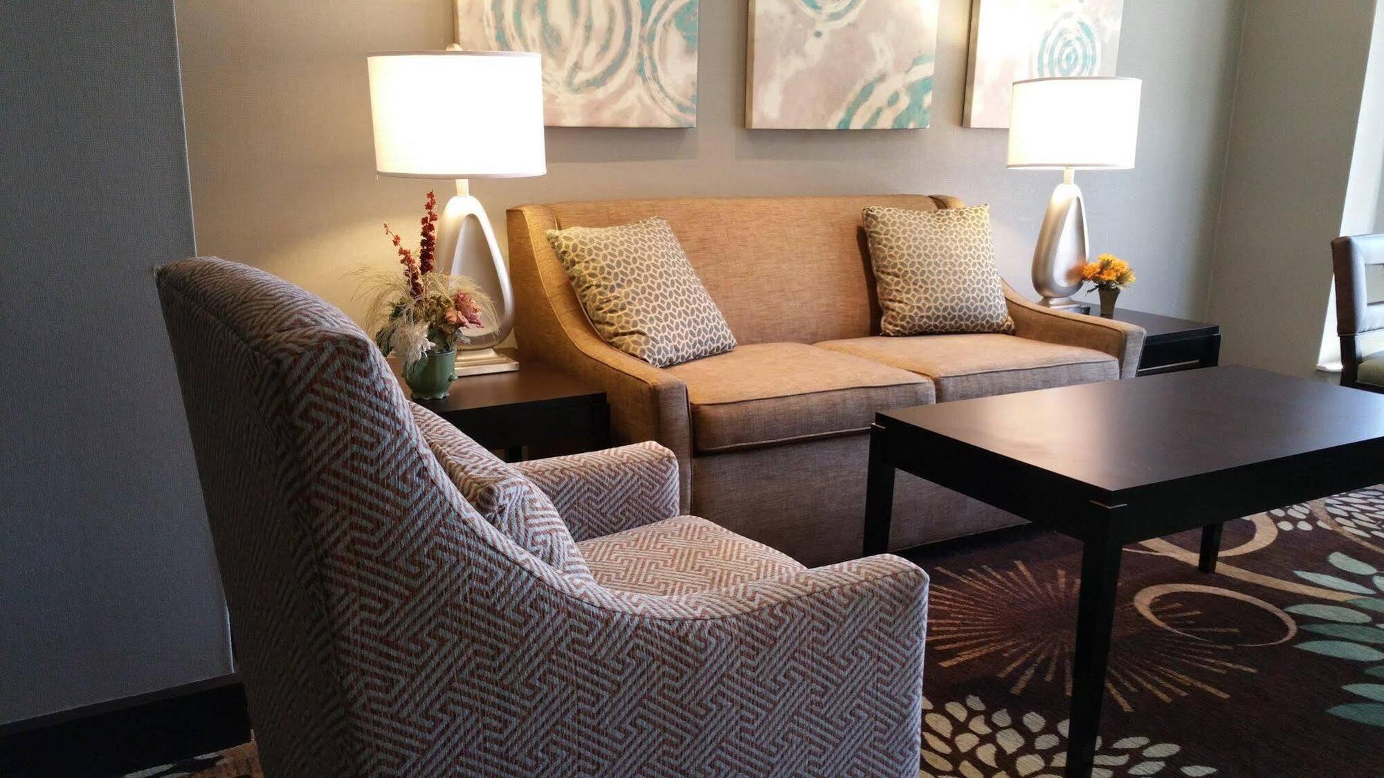Staybridge Suites Chicago-Oakbrook Terrace By Ihg Εξωτερικό φωτογραφία