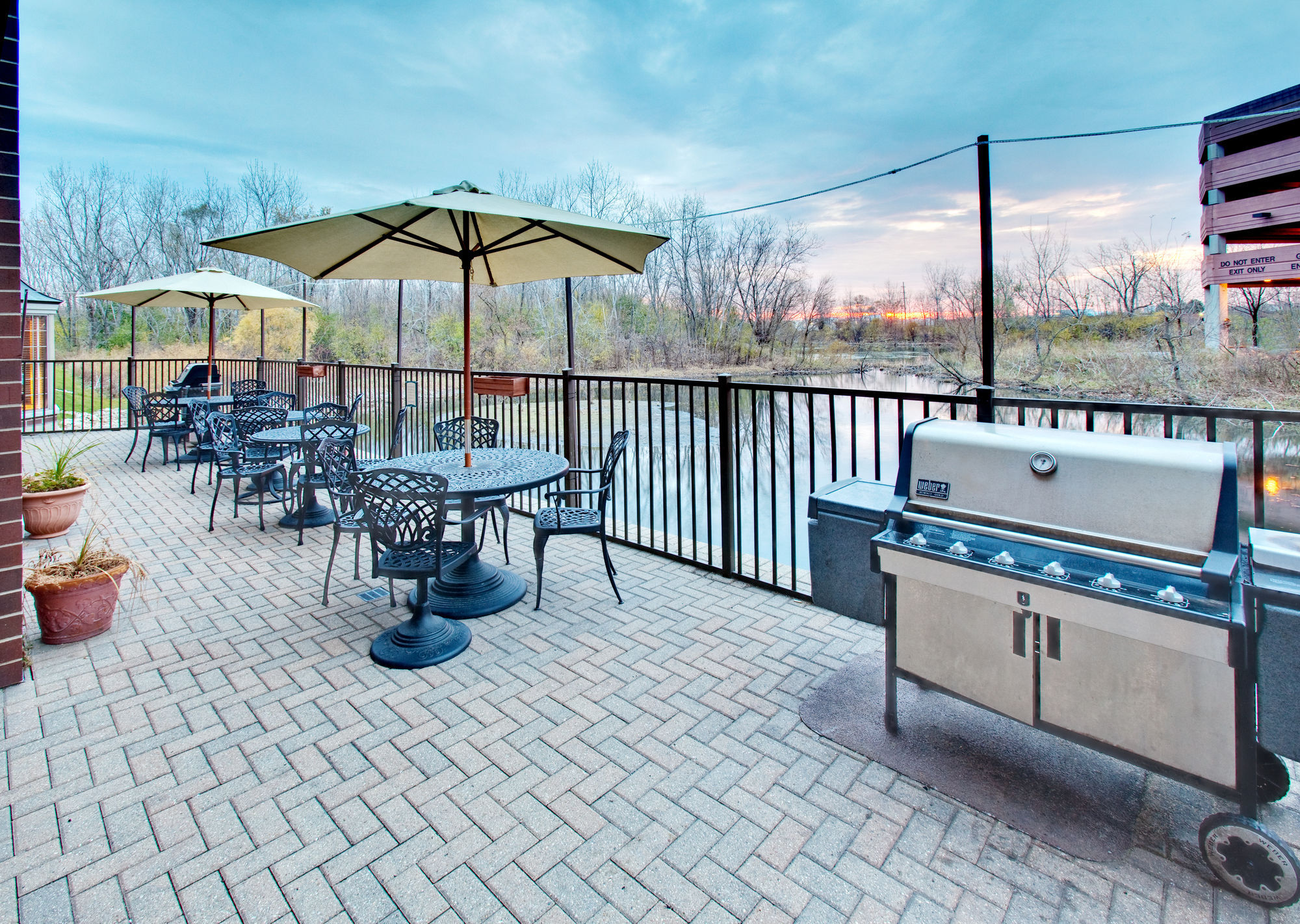 Staybridge Suites Chicago-Oakbrook Terrace By Ihg Εξωτερικό φωτογραφία